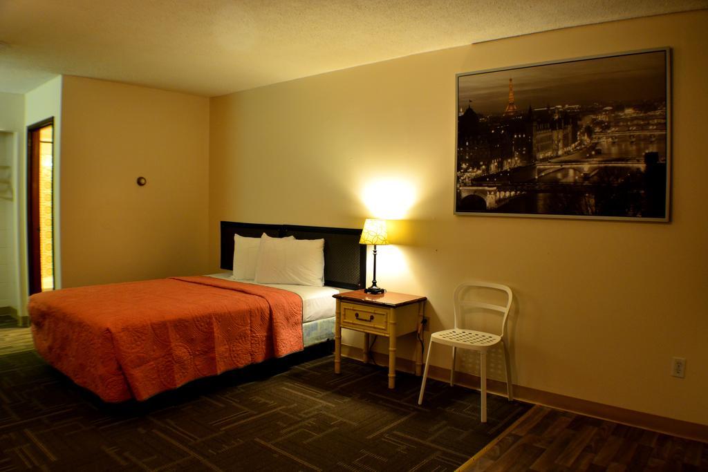 Hoo-Doo Motel Drumheller Exterior photo